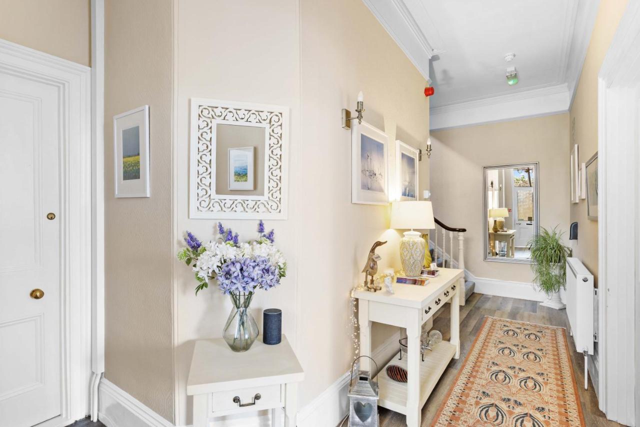 The Netley Bed & Breakfast Торки Екстериор снимка
