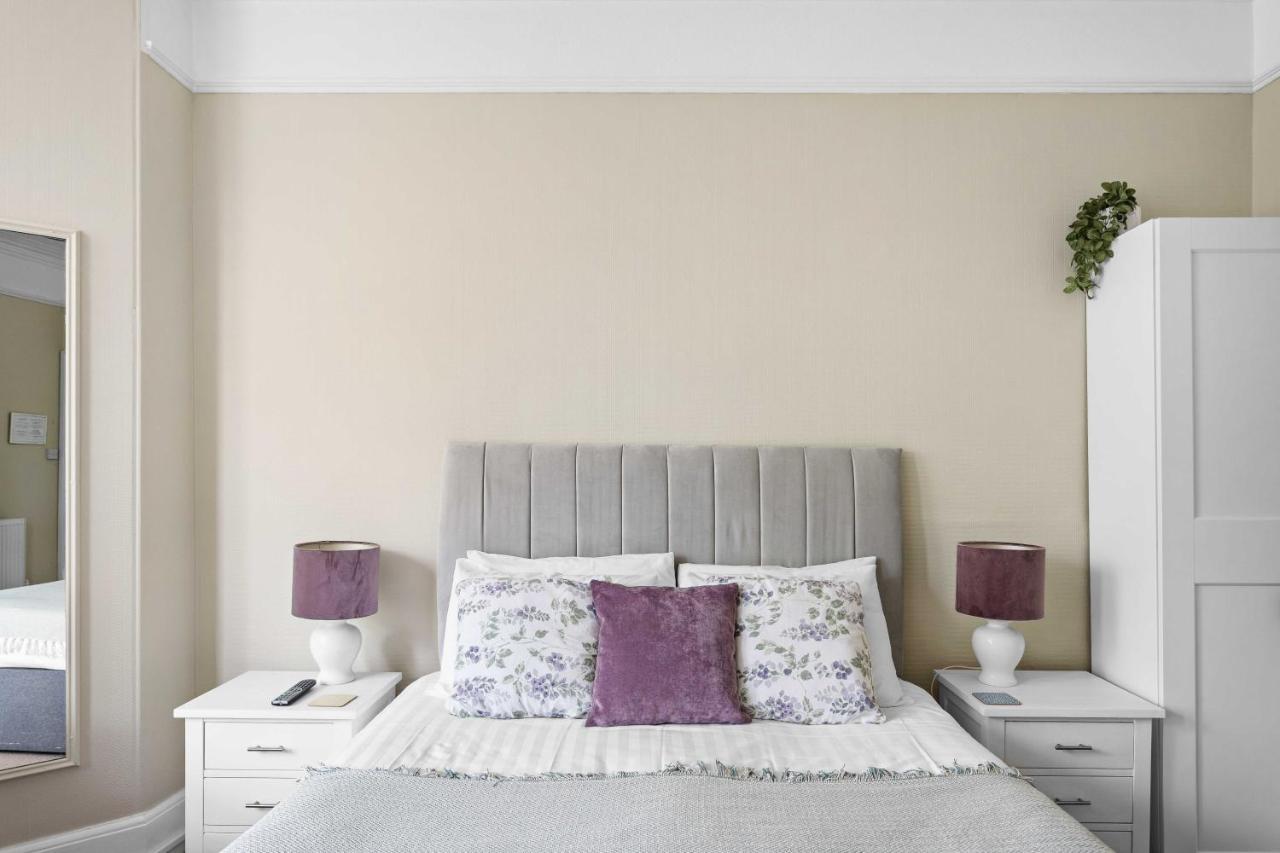 The Netley Bed & Breakfast Торки Екстериор снимка