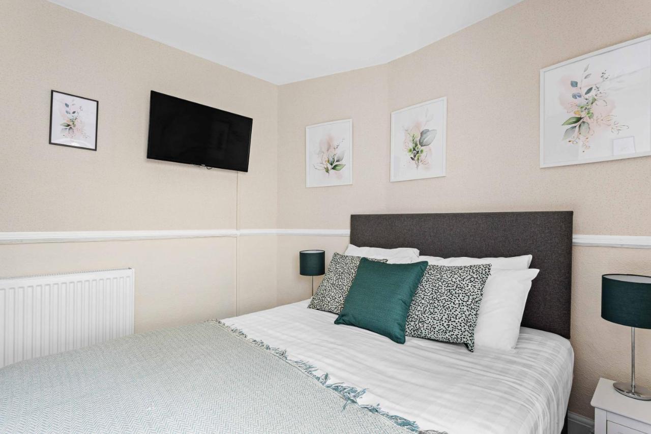 The Netley Bed & Breakfast Торки Екстериор снимка