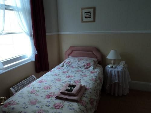 The Netley Bed & Breakfast Торки Екстериор снимка